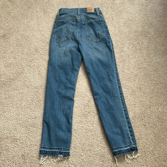“Abercrombie & Fitch: Ankle Jean size 24” - Picture 4 of 9